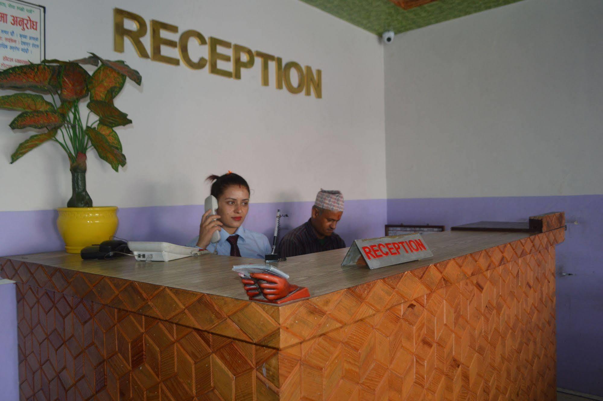 Pokhara Deep Sagar Hotel Buitenkant foto