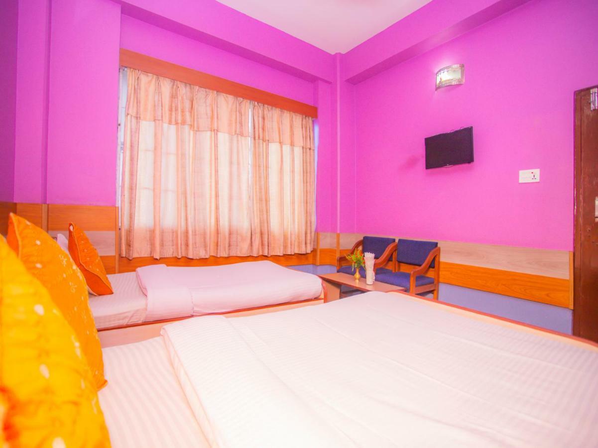Pokhara Deep Sagar Hotel Buitenkant foto